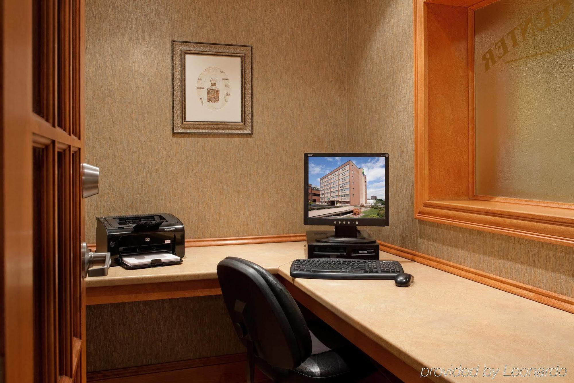 Holiday Inn Express Hotel & Suites Saint John Harbour Side By Ihg Exteriör bild