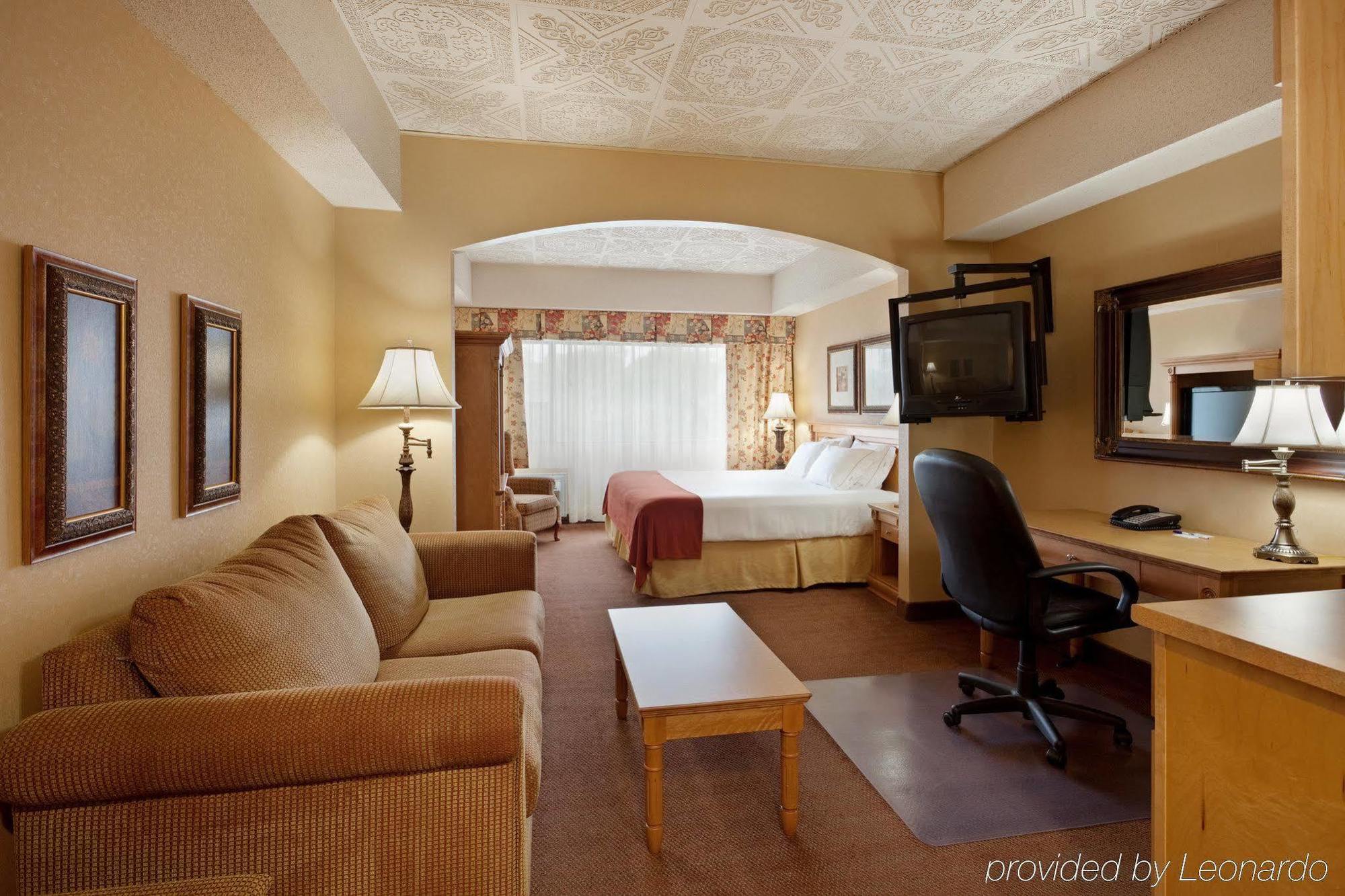Holiday Inn Express Hotel & Suites Saint John Harbour Side By Ihg Exteriör bild